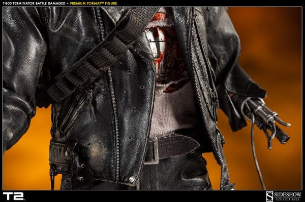 T:800 Terminator Battle Damaged Premium Format™ Figure Sideshow Collectibles
